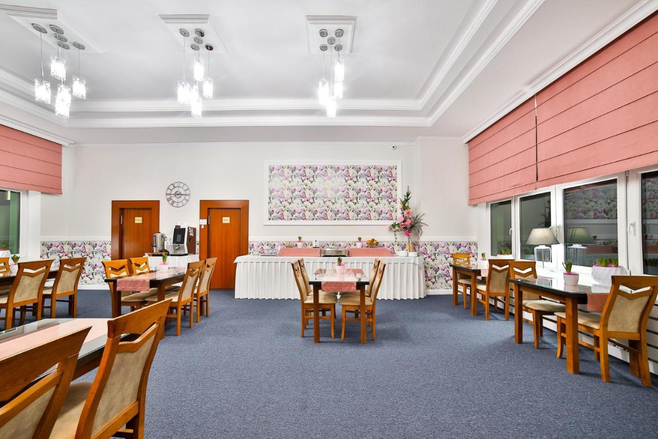 Hotel Wiosna Rabka Exterior foto
